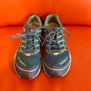 MERRELL women’s blue/teal sneakers size 9